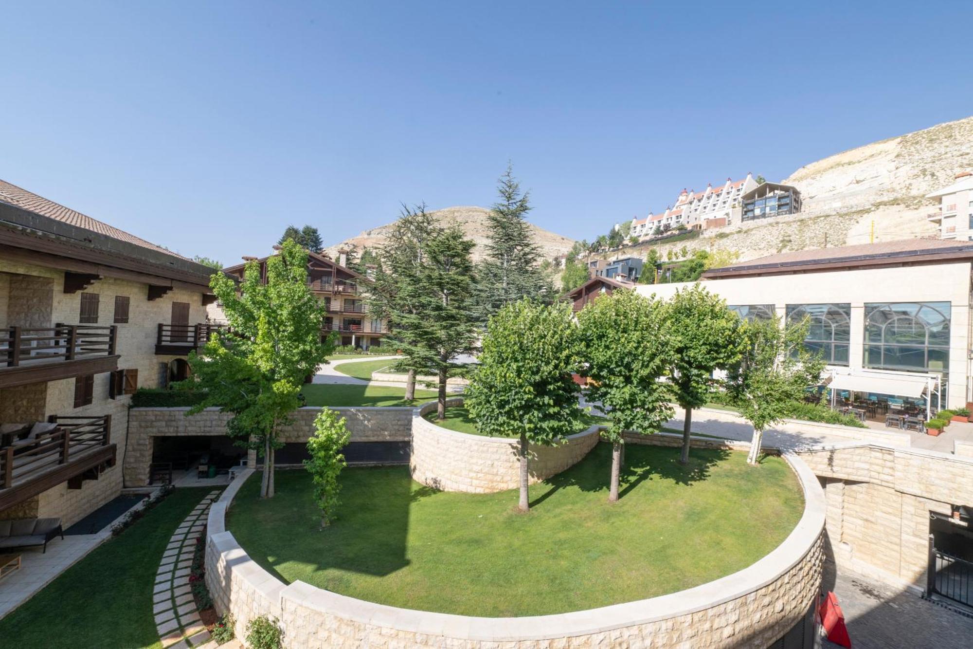 فندق مجمع وسبا انتركونتيننتال مزار جبل لبنان Mzaar Kfardebian المظهر الخارجي الصورة